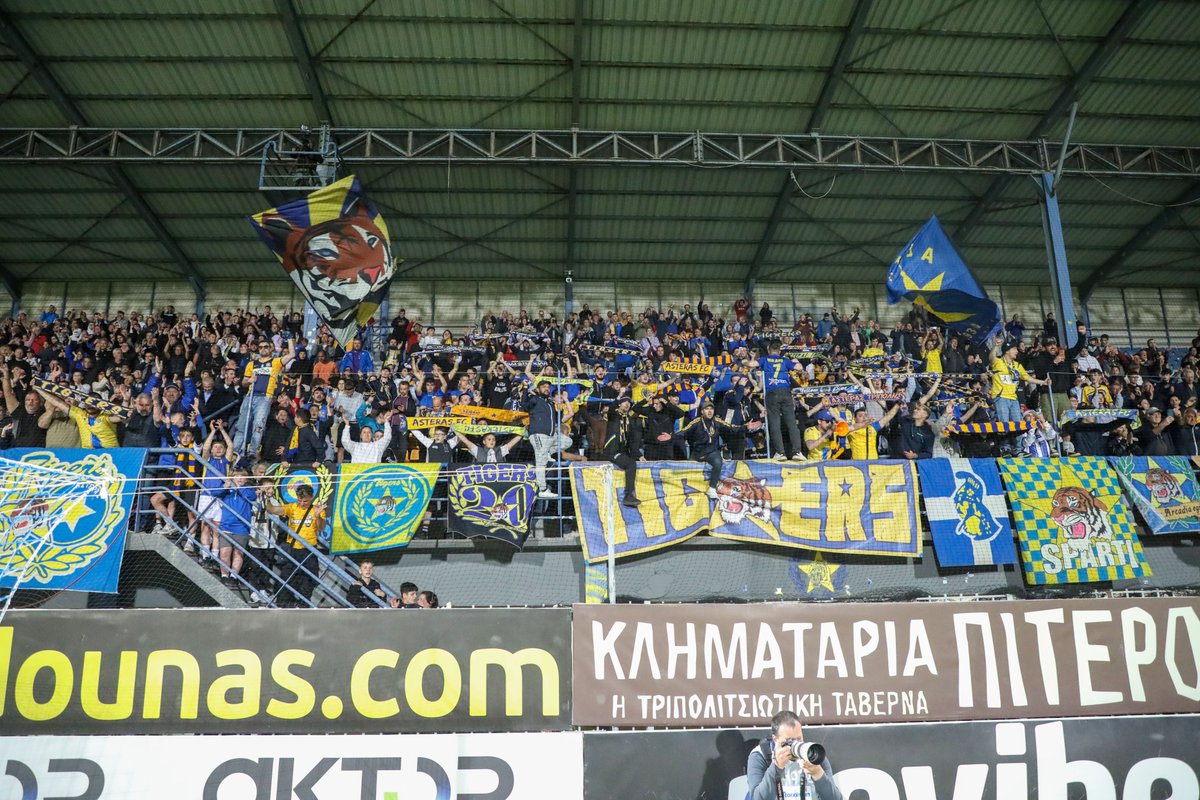 AsterasfcTwit's tweet photo. ΧΙΛΙΑΔΕΣ ΕΥΧΑΡΙΣΤΩ! ΕΠΟΜΕΝΗ ΜΑΧΗ ΤΟ ΣΑΒΒΑΤΟ ΣΤΟ ΣΠΙΤΙ ΜΑΣ!
ΘΑ ΕΙΜΑΣΤΕ ΠΑΛΙ ΟΛΟΙ ΕΚΕΙ!🟡🔵
#asterasaktor #asterastripolisfc #wearealltogether https://t.co/v1Jbt688Tm