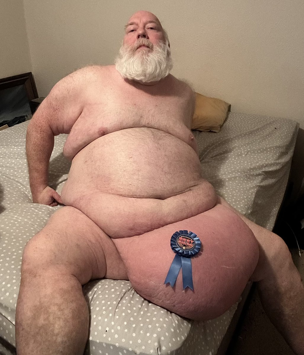 piggy_bttm tweet picture