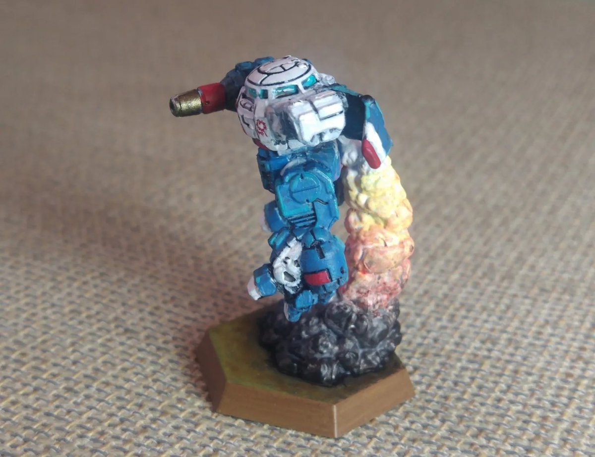 AzureJ12942's tweet photo. flying trash cannot? more like flying trash CAN #battletech #miniatures #mech #urbie https://t.co/J2cTsuF1PR