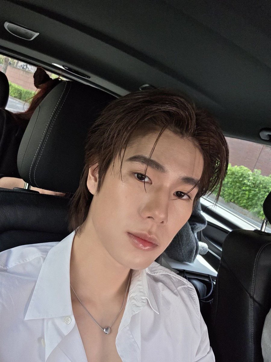 𝔾𝕚𝕦🥢🐻🐼𝒘𝒊𝒍𝒍 𝒔𝒆𝒆 𝑷𝒐𝒏𝒅𝑷𝒉𝒖𝒘𝒊𝒏 tweet media