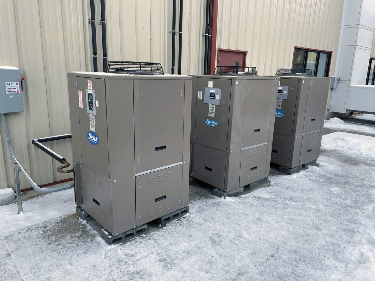 Drakechillers's tweet photo. Several chillers designed and manufactured by Drake play a key role in supporting operations for one of the largest cultivators and processors of medicinal cannabis products. These chillers work with large machinery that uses radiation to kill bacterial growth on their product. https://t.co/hfI5zPWFWD