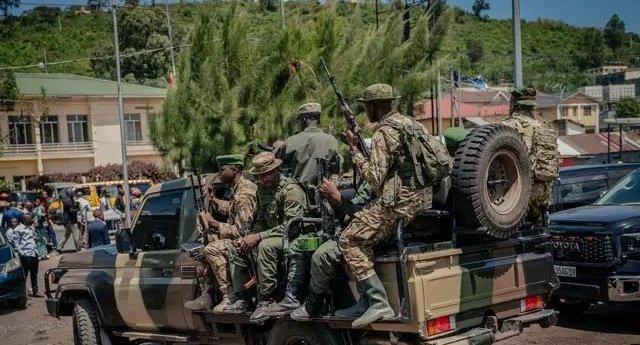 RiffEneli's tweet photo. Kamanyola aussi se vide, aucun élément du #M23_AFC et militaire Rwandais RDFM23. il est 18h heure de #NGOMO 🔥Le criminel CNangaa s'apprête à démissionner prochainement et à regagner le Rwanda. 🙄 https://t.co/zi05xyTKzw