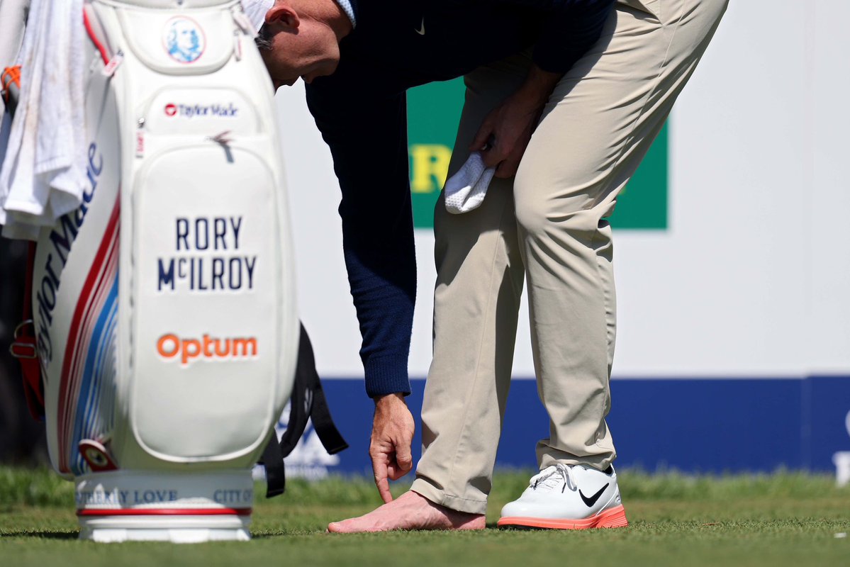 Fore Play tweet media