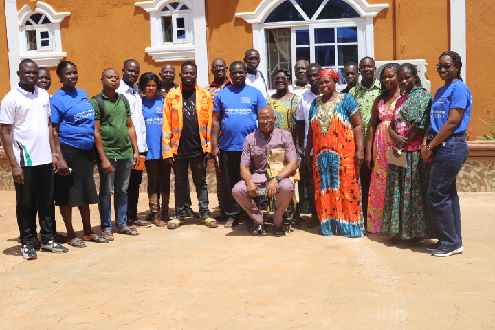 Rainprogrammes's tweet photo. The future of cocoa must be profitable and sustainable. With support from the #EuropeanUnion, the #DFC project is helping Ghana align with #EUDR requirements while promoting livelihoods and conserving forests #DeforestationFreeCocoa  #SustainableCocoa #ClimateAction #Agroforestry https://t.co/8doTAzeraA