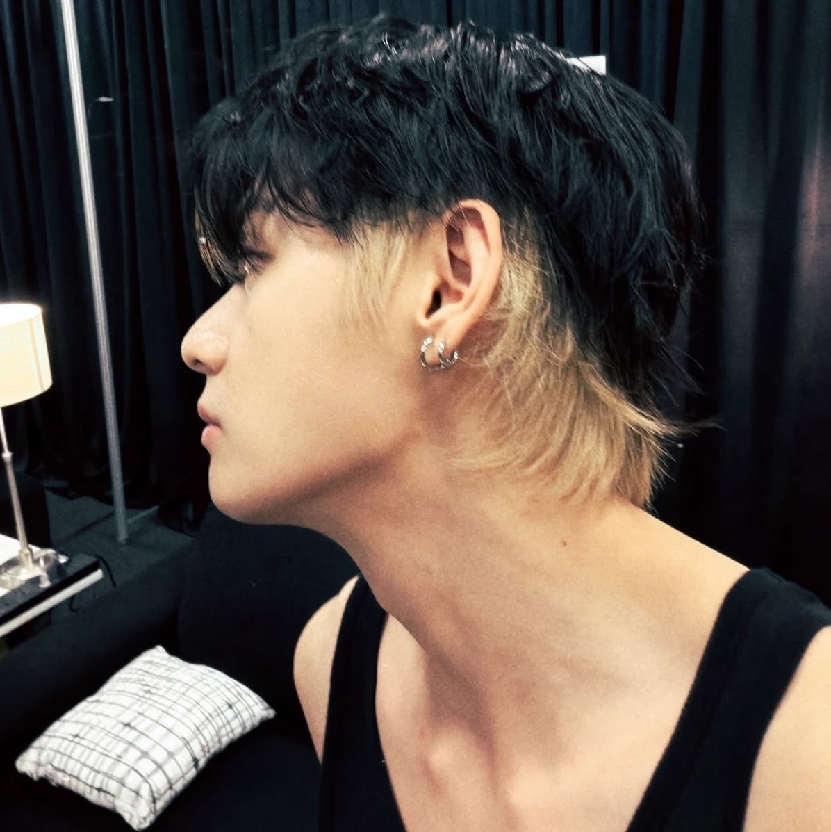 vhope love bot tweet media