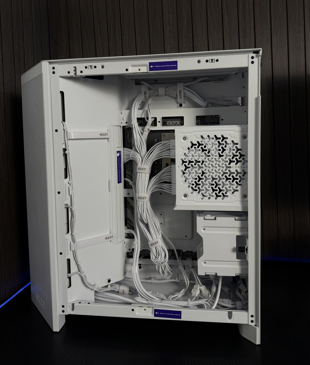 PC TechZ tweet media