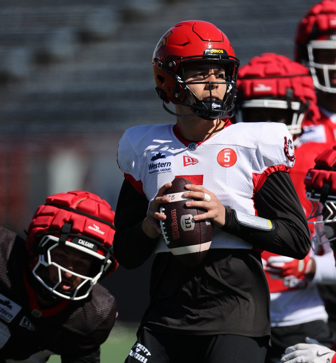 UCalgary Dinos Football 🏈 tweet media