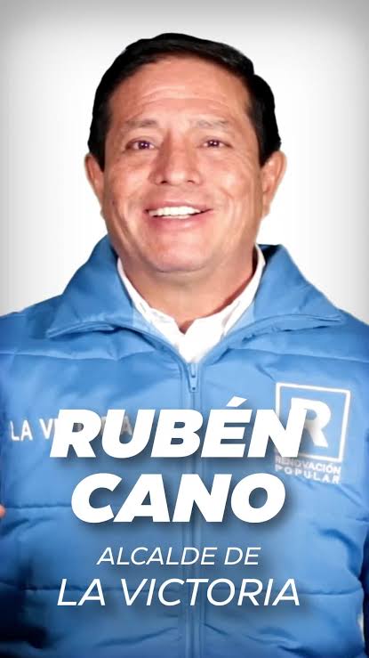 guillelozan's tweet photo. @larepublica_pe Rubén Cano de Renovación Popular @rlopezaliaga1 @Renovacion_Peru #Cilicio #Fraude #CineTauro https://t.co/kDt6FXufzU