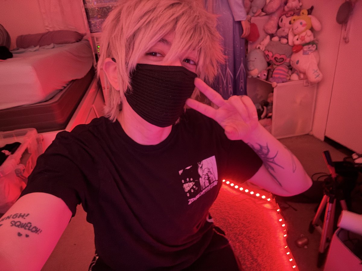 BrandonAzariaL's tweet photo. C'est mon coup de cœur sur X Twitter 💖 Un magnifique petit chat avec des yeux sublime, un regard de braise, un style endiablé, et une belle âme. Un vrai coup de 🤍 pour moi je le trouve sublime, je suis fan ! Suivez ==> @cazionfhey_ @CazionFhey
Tu es trop kawaii petit chat 💝❤️‍🔥 https://t.co/xJ4N1yaLSi