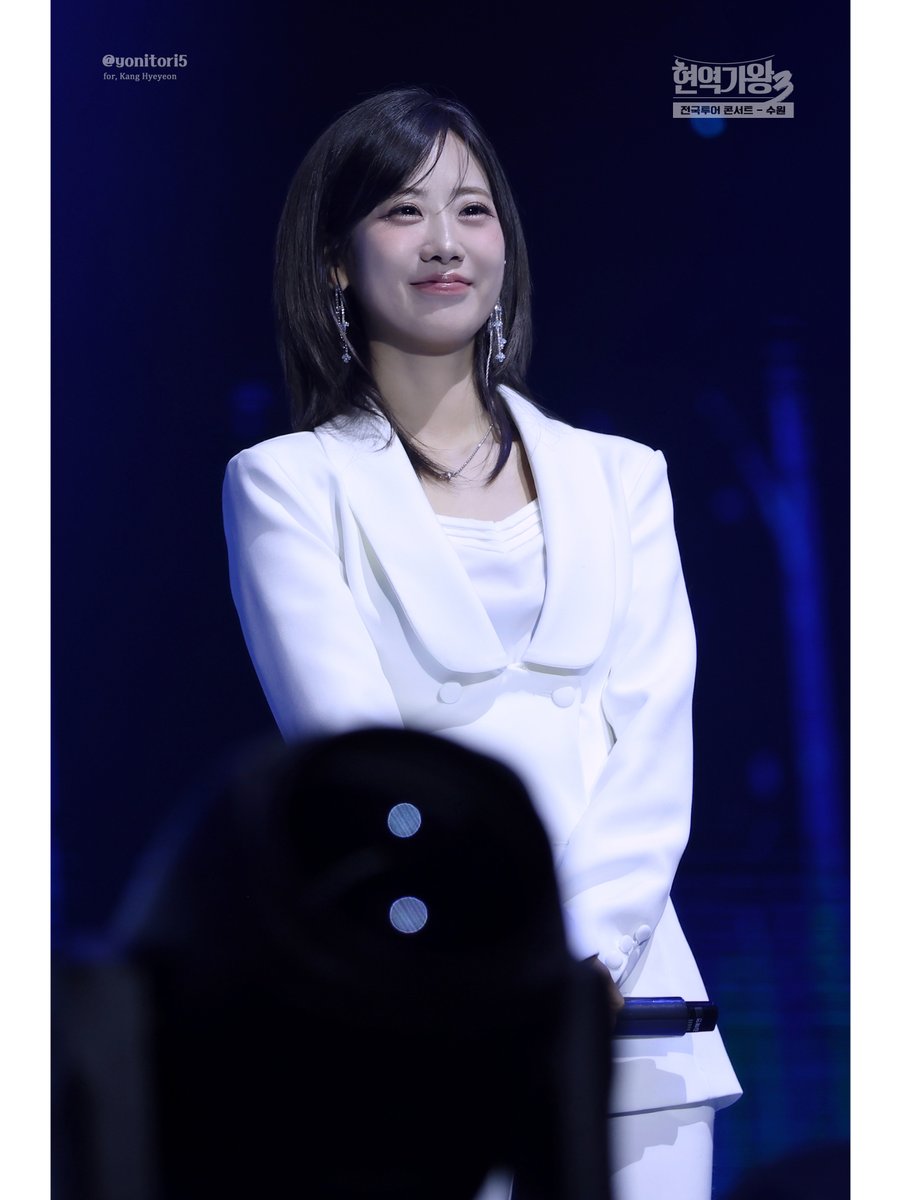yonitori5's tweet photo. 260509 현역가왕3 수원 콘서트

강혜연 - #오프닝

#강혜연 #カンヘヨン
#현역가왕3콘서트 #수원 https://t.co/7kIAgnITPY