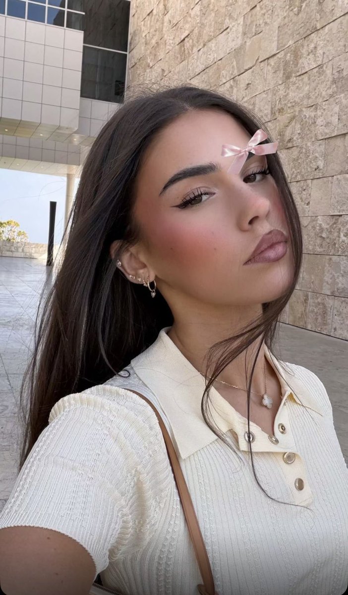 Leah Halton/ Madison Beer tweet media