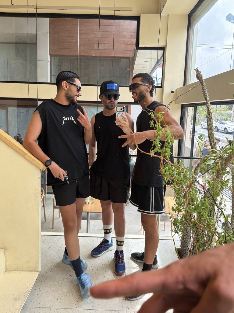 هفتمین ماه سال داد tweet media