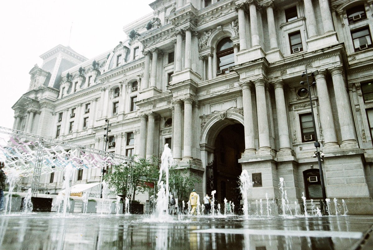 Winter in Philadelphia 🔔💚🦅 tweet media
