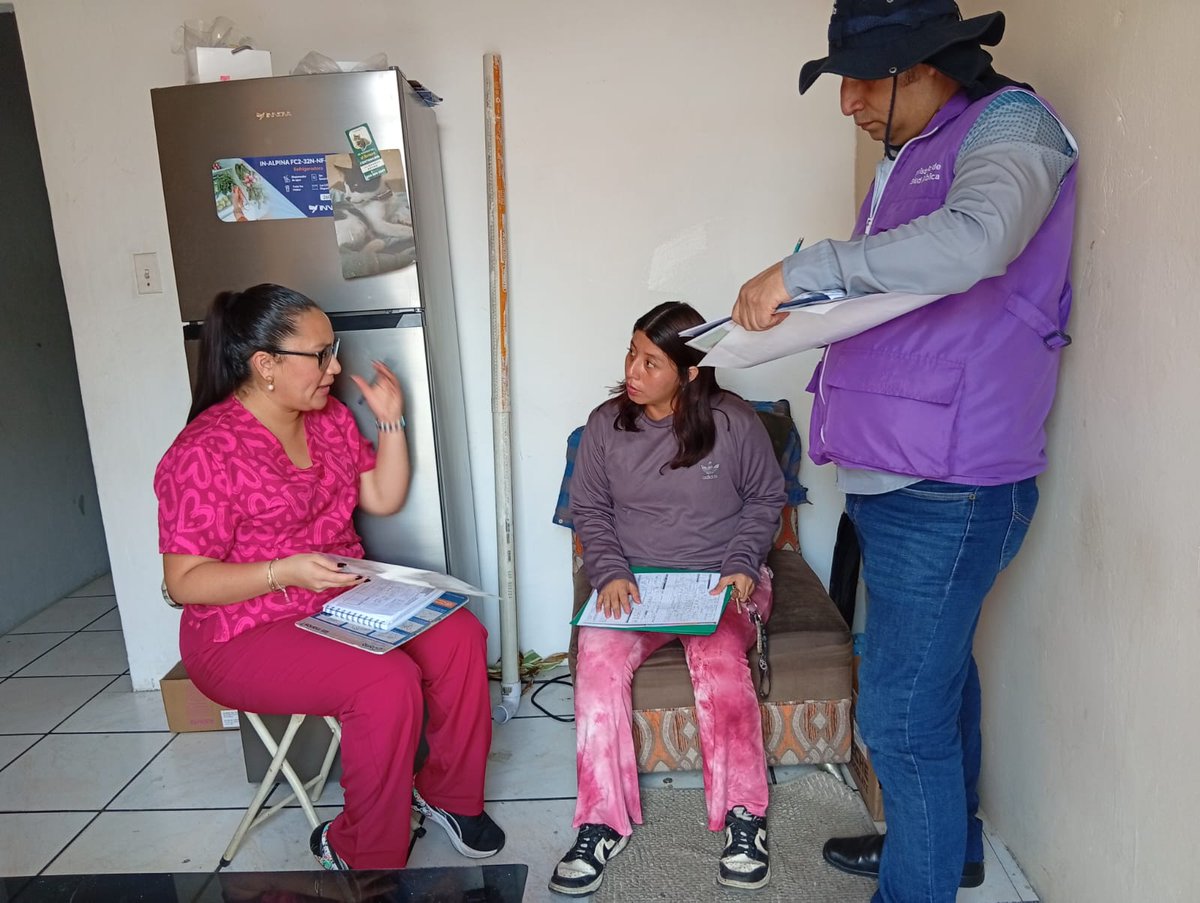 Salud_Guayas's tweet photo. #MSPEnTerritorio | Con el objetivo de prevenir casos de muerte materna durante de parto,  el Equipo de Atención Integral de Salud (EAIS) realiza visita obstétrica a paciente embarazada 🩺🤰🏽 de la parroquia #Ayacucho, garantizando un embarazo normal. https://t.co/Zgei0mX6Z4