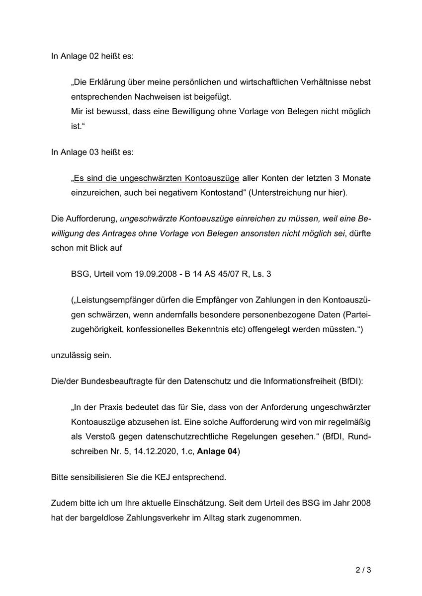 koepernick's tweet photo. Die Berliner Kosteneinziehungsstelle der Justiz (#KEJ) könnte gegen datenschutzrechtliche Regelungen verstoßen. Obwohl das Bundessozialgericht schon 2008 ein Grundsatzurteil fällte, verlangt sie weiterhin „ungeschwärzte Kontoauszüge“.
Die Berliner Beauftragte für Datenschutz und Informationsfreiheit hat meinen Hinweis vom 07.05.2026 sofort am 11.05.2026 aufgenommen. Mittlerweile habe ich weitere mutmaßliche Verstöße der KEJ gefunden und ihr zur Prüfung gegeben.
Offenbar erhebt die Berliner Kosteneinziehungsstelle der Justiz unzulässige Maximalforderungen in existenzbedrohenden Drucksituationen. Dies wären unfassbare Eingriffe, zumal die Betroffenen i.d.R. verzweifelt und rechtsunkundig sind.
Die Berliner Kosteneinziehungsstelle der Justiz ist Vollstreckungsbehörde des Landes Berlin, wenn es bspw. um die Beitreibung Gerichtskosten geht.
