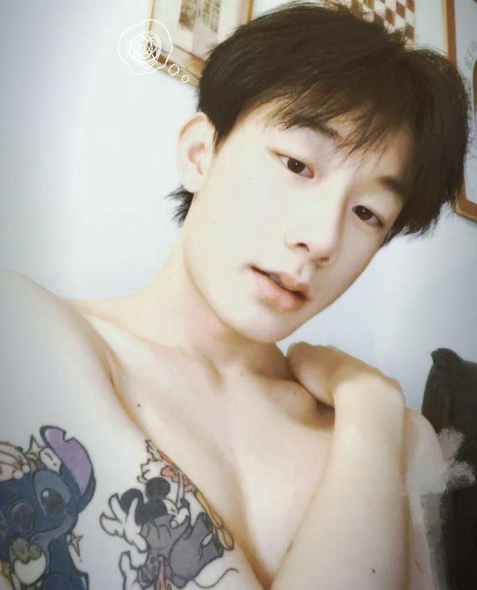 顾泽宇(男模版) tweet media