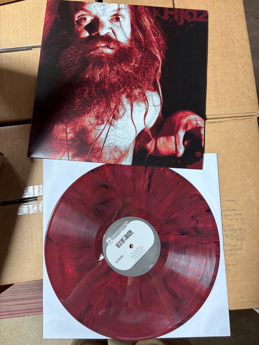 rjd2's tweet photo. Hey folks, my second release, The Horror EP, is now back in print on red/black swirled vinyl! This is a limited edition run FYI, when it's gone it's gone. In stock now, exclusively at https://t.co/XVjFbFNM48 while it lasts!

https://t.co/yqG3ASaayA https://t.co/ZWi0GPrPDN