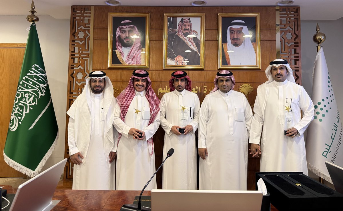 إدارة تعليم جدة tweet media