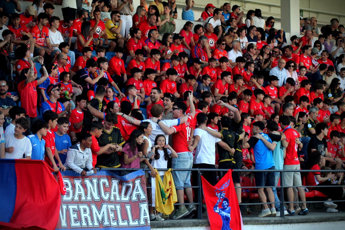 PabloVerdeal's tweet photo. Responsabilidade, unidade e identidade. Sen deixar nada, sen promesas inalcanzables.

O faro da provincia de Ourense. Miremos aos lados e valoremos o que temos. https://t.co/66wvgMjVIv