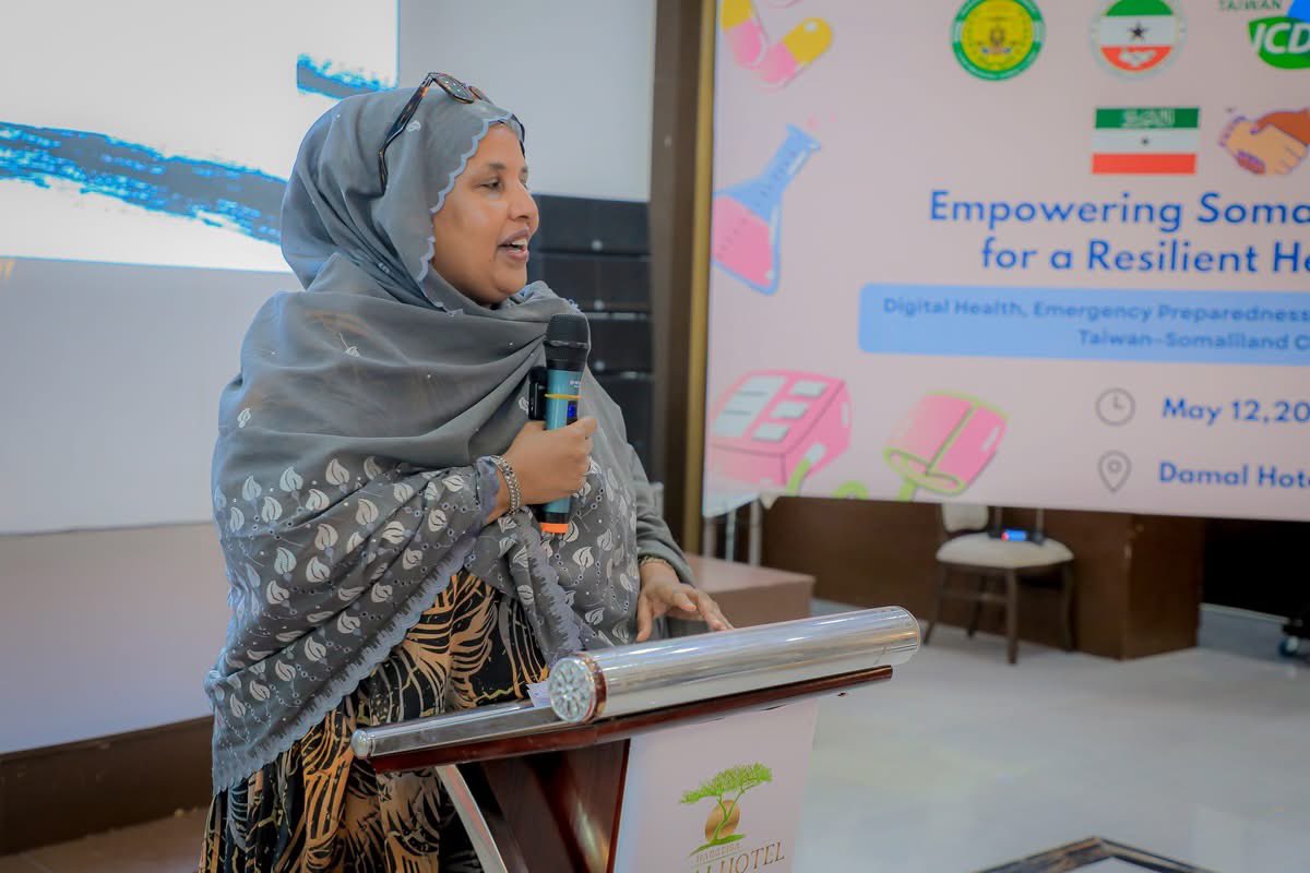SLNMA2020's tweet photo. A well-organized ceremony marking the International Nurses Day was held today in Hargeisa, organized by the Somaliland Nursing and Midwives Association. https://t.co/JRLR31UBpZ