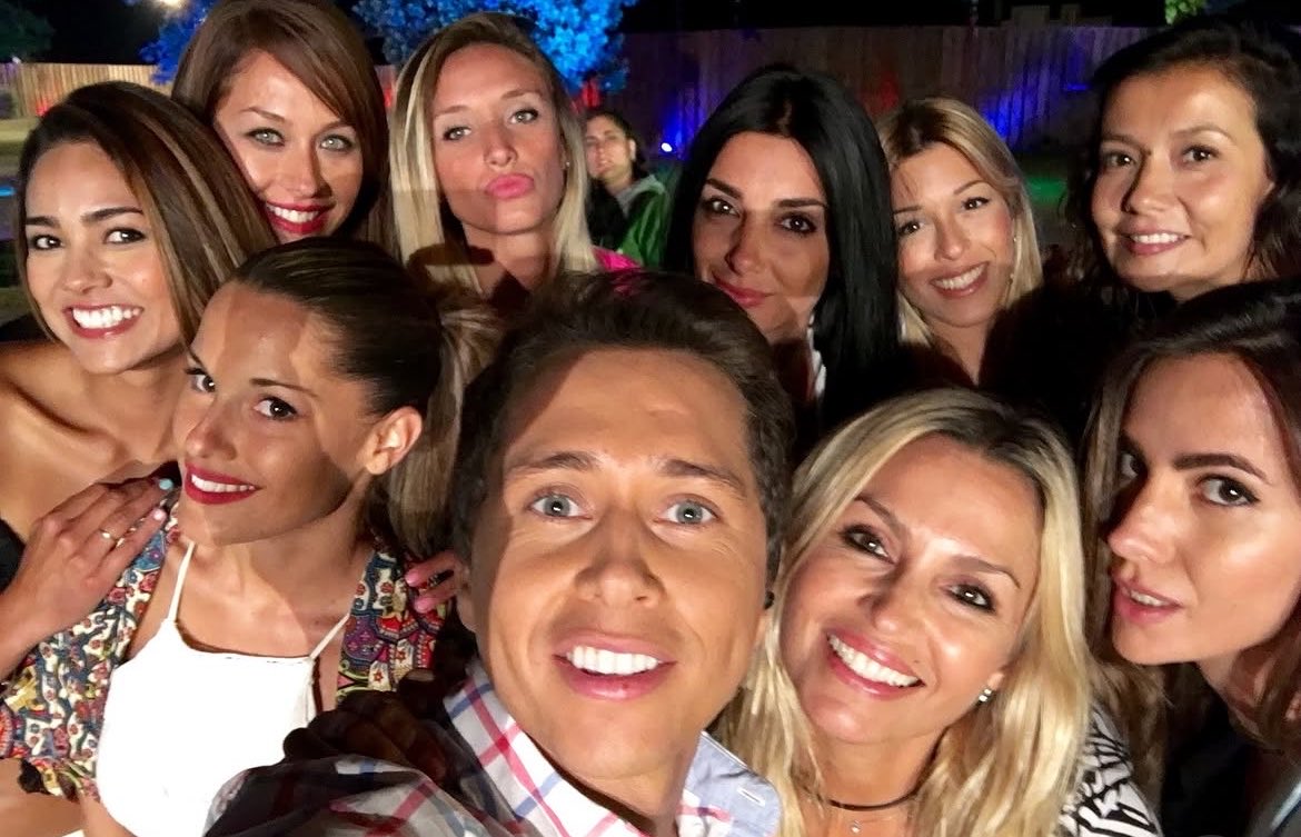 emannelx's tweet photo. 10 años ya de VOLVERÍAS CON TU EX. Oriana, Yuli, Gala, Aylen… increíble servicio https://t.co/y8KP4rgGe9