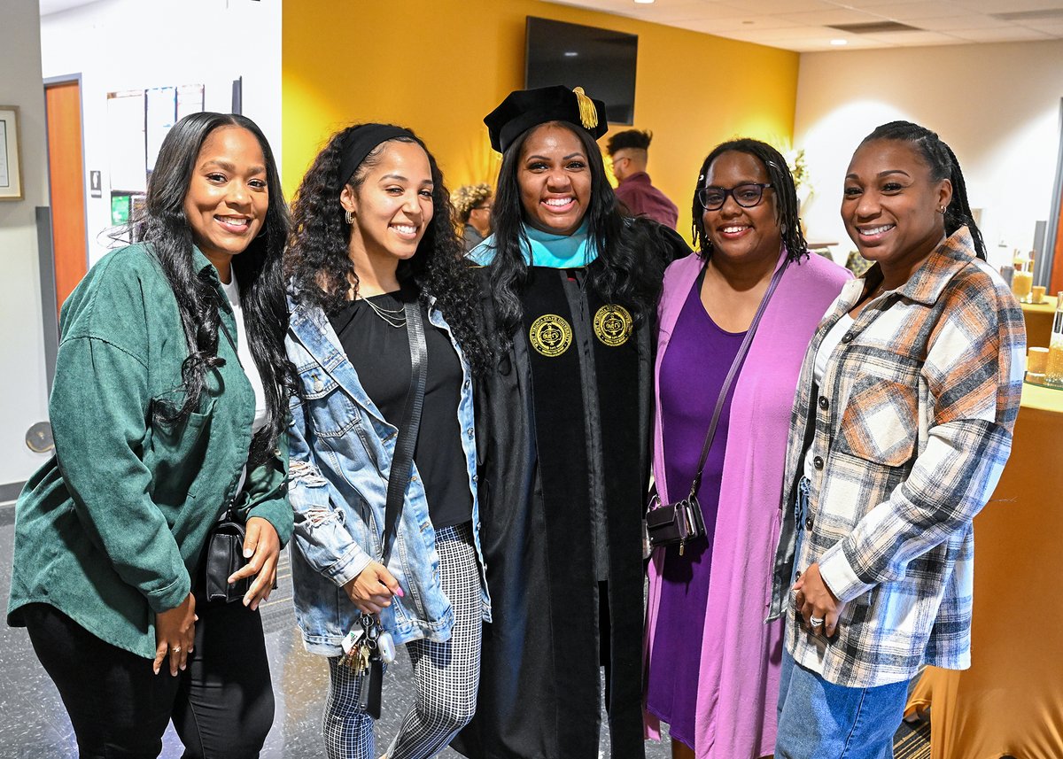 West Virginia State University tweet media