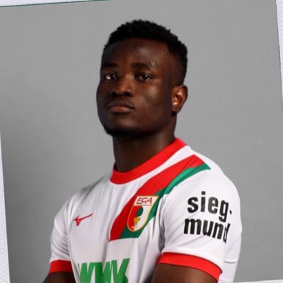 uchenna_ogundu's tweet photo. #NewProfilePic https://t.co/ZU7q16pABC