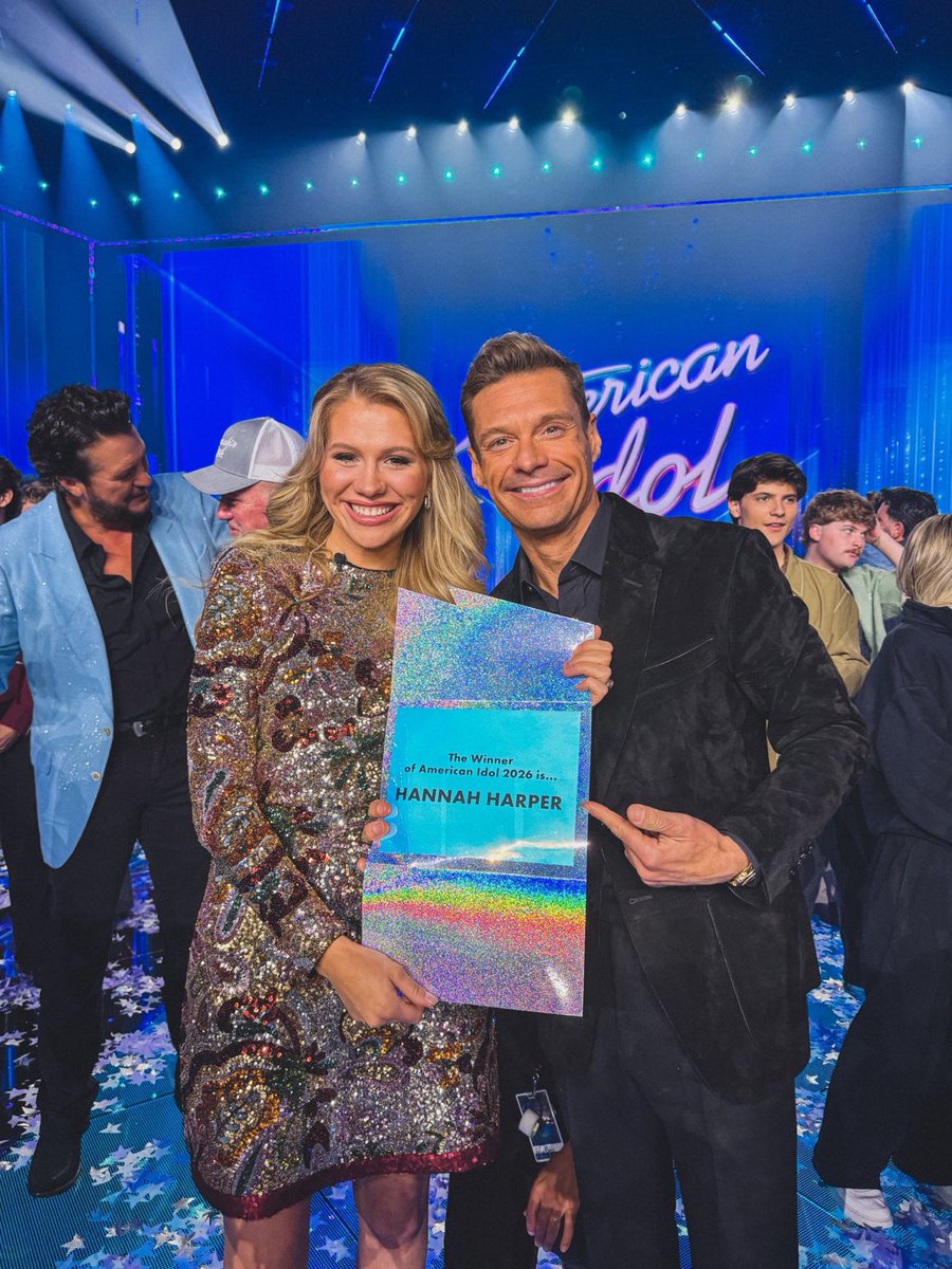 📰 New: Hannah Harper has won Season 24 of American Idol The 25-year-old is  from Willow Springs, Missouri