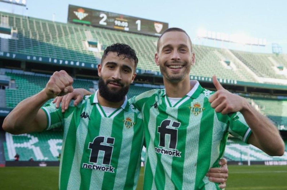 Esto también es de ellos. 

Eternamente agradecidos.