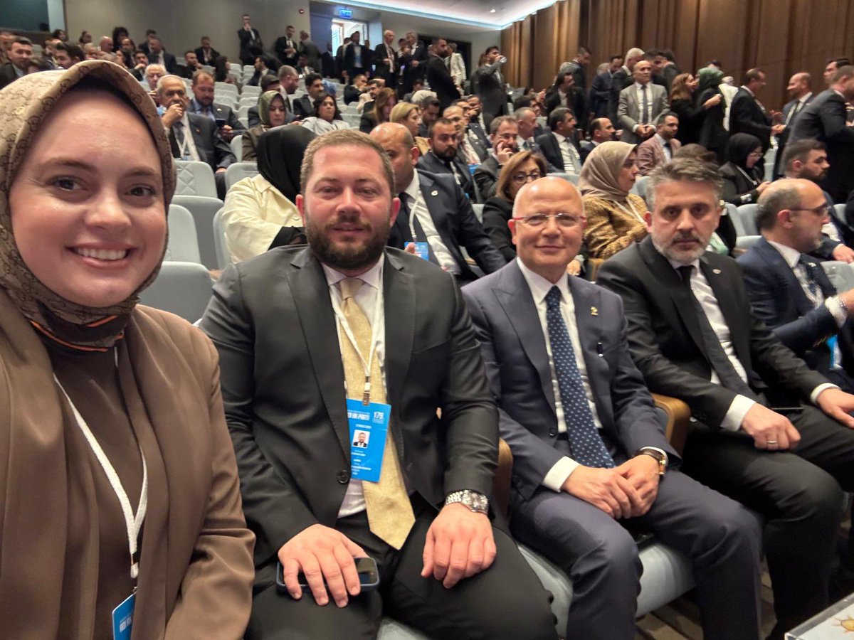 AK Gençlik Bursa 🇹🇷 tweet media