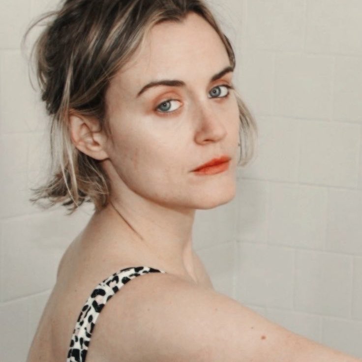acervo taylor schilling tweet media