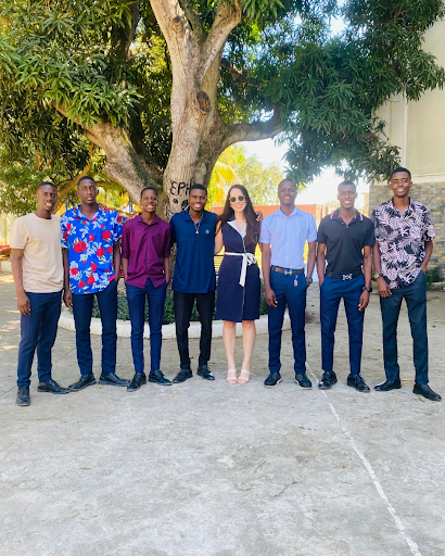 DanitasChildren's tweet photo. Karris, our Vice President, has lived in Haiti for 23 years. She has the joy of seeing God at work every day. She also experiences the heaviness of the needs all around her.

Would you join us in praying for Karris today?
If you prayed with us today, drop a ❤️ in the comments. https://t.co/MLOHohr6Xd