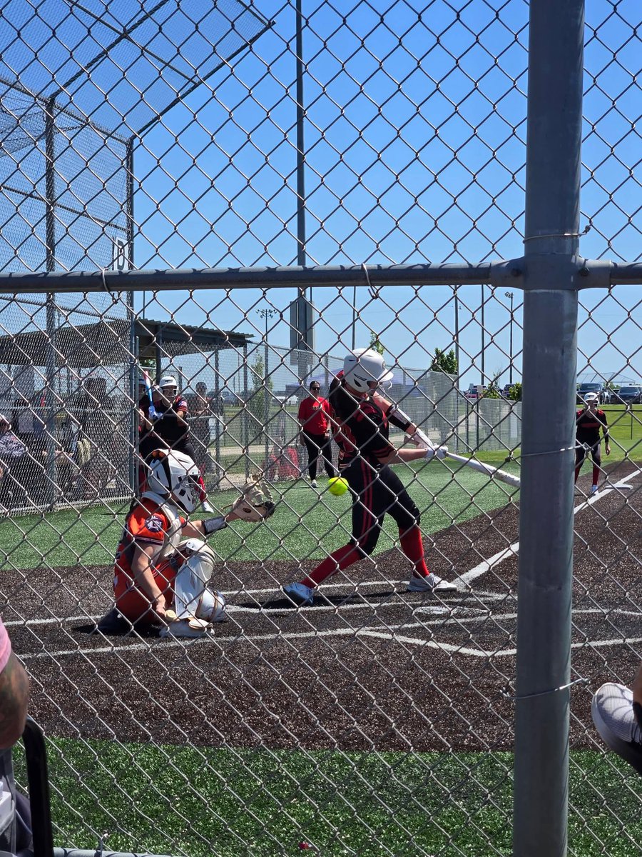 PaigeCampbell_2027(uncommitted catcher) tweet media