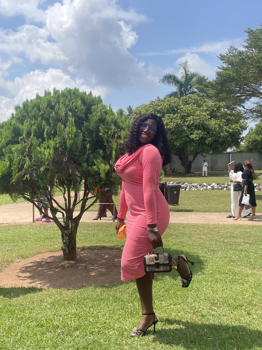AmarStitches's tweet photo. Random dumps of dresses I made since I am barely on here🤭😔❤️ https://t.co/JTgiVXOdHA