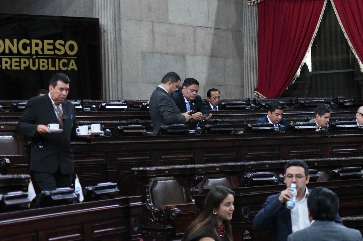 Diario La Hora tweet media
