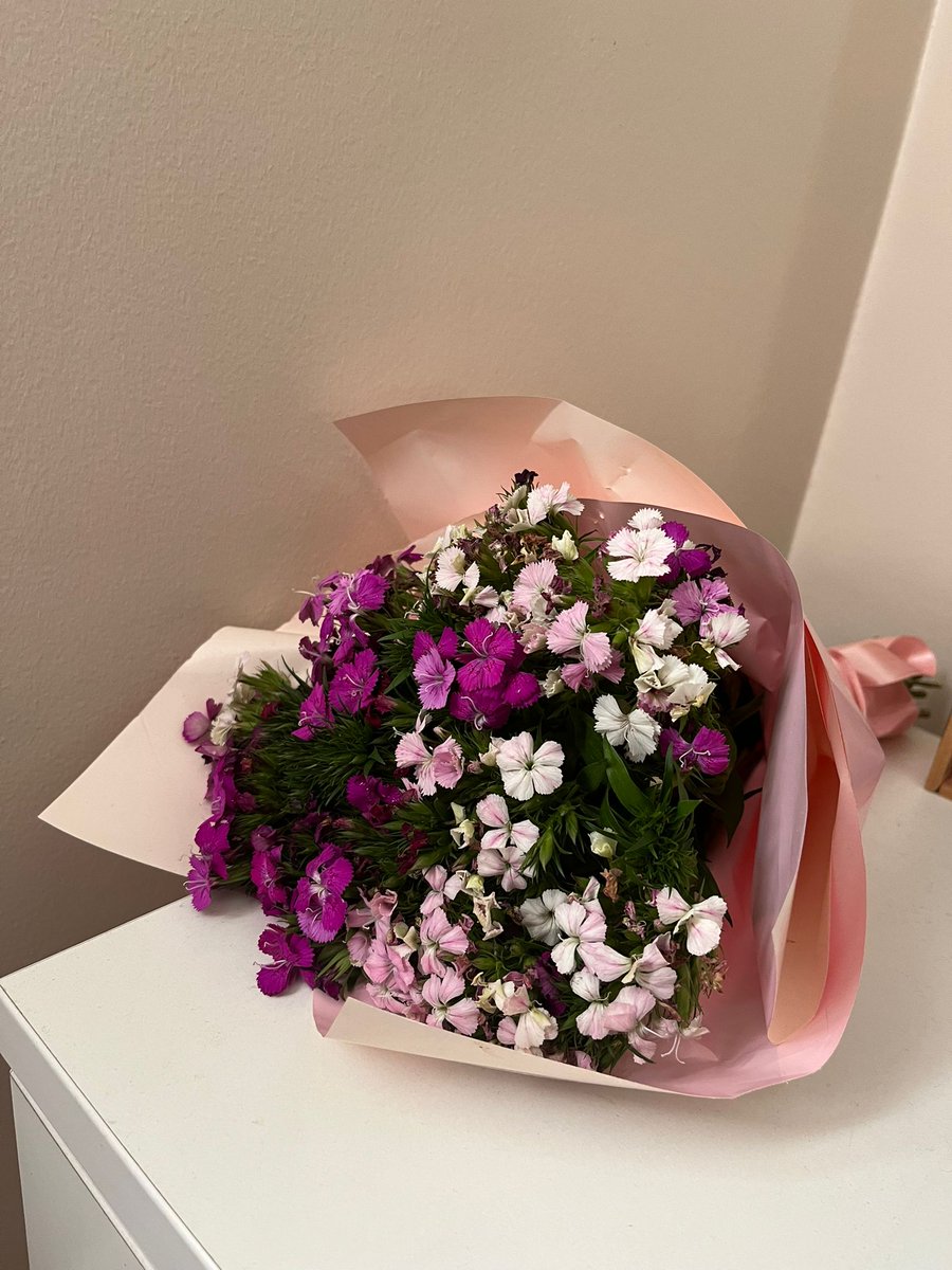 dmt06_06's tweet photo. Geç kalınmış bir paylaşım ☺️
İyi ki 💜 https://t.co/emWLASYpmv