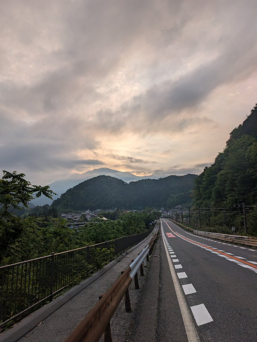 悪の限界バイク博士ハモス!! tweet media