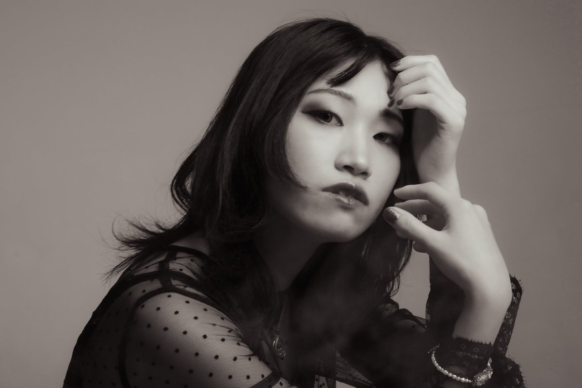 ururu2003's tweet photo. PORTRAIT https://t.co/u0zfHeitR2