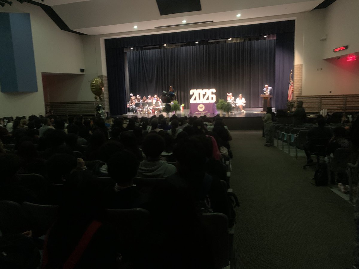 Medrano Junior High tweet media