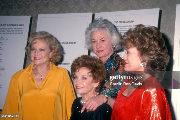 Golden Girls fan account tweet media