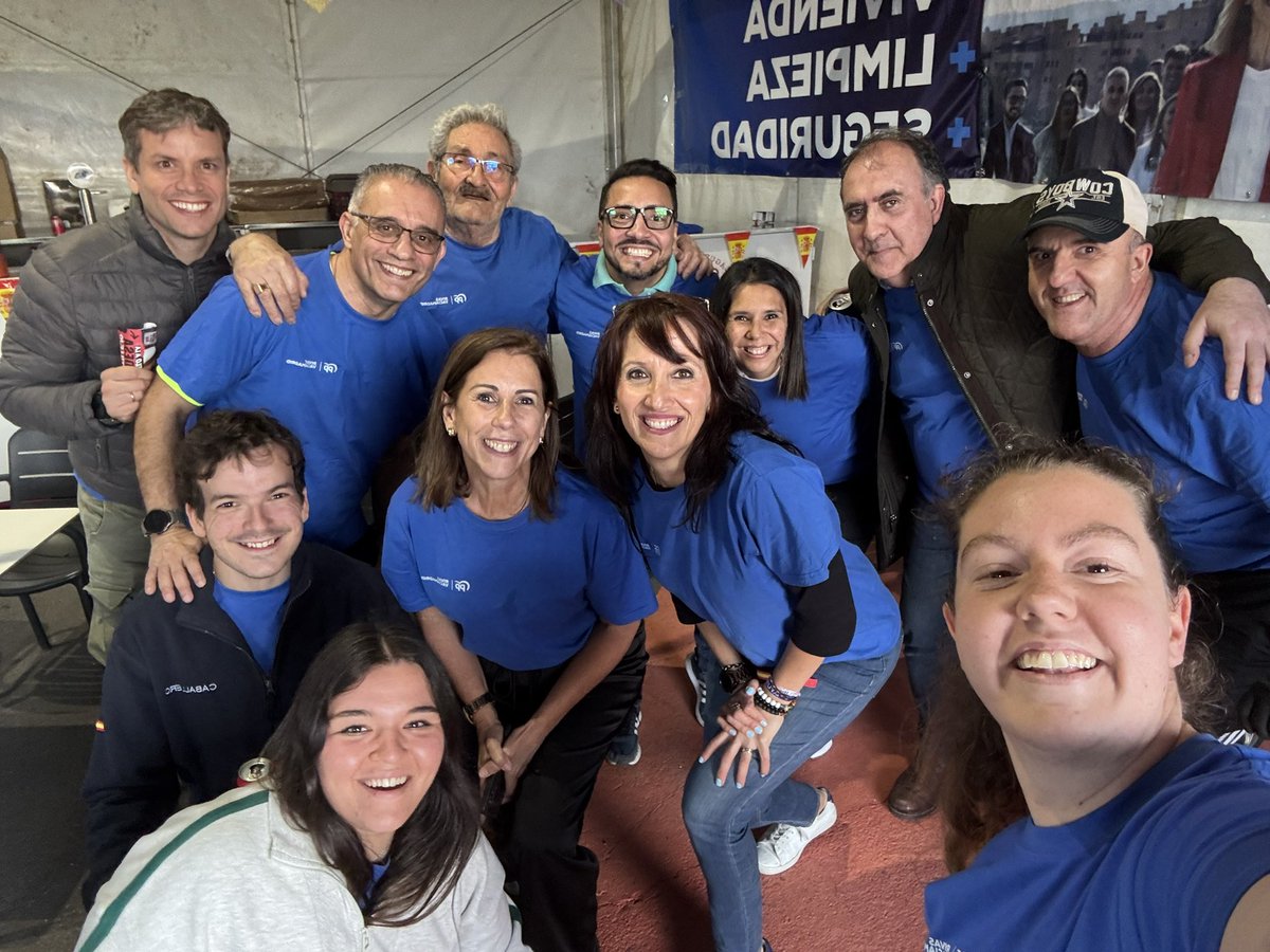 PPopular_Rivas's tweet photo. 💙Un año más, damos comienzo a las fiestas patronales en honor a San Isidro en Rivas Vaciamadrid.

🎉En nuestra caseta ya tenemos todo listo para recibiros y pasar con vosotros estas fiestas llenas de cultura y tradición.

👉🏼¡Atentos a nuestras redes para no perderos nada!

🙌🏼¡Os esperamos!