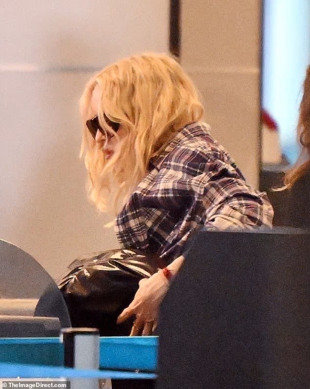 Madonna Access tweet media