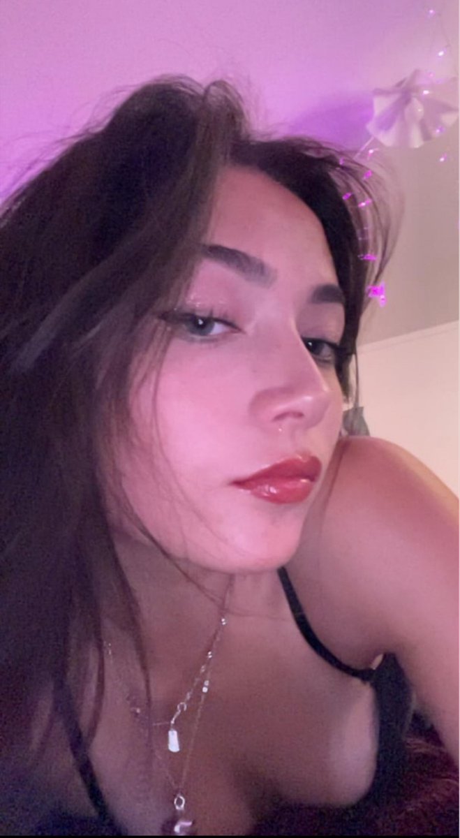 Emily tweet media