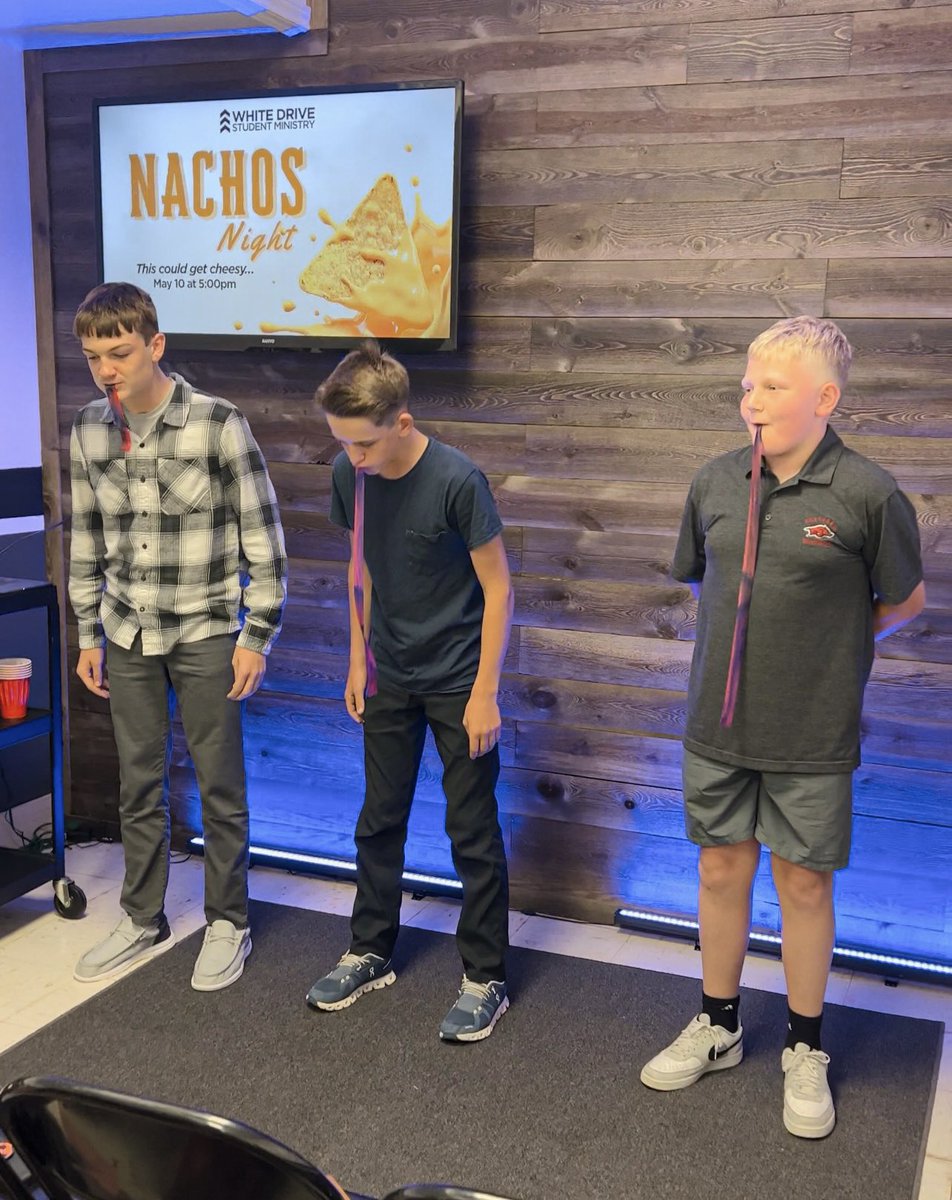WhiteDriveBC's tweet photo. Our White Drive Students are having a great time on Sunday nights at 5:00pm! 🤪

This past week we devoured some nachos, played “noodle ninja,” and continued our “Dreamer” series learning about Joseph. 📖 https://t.co/cMAFN5GYYV