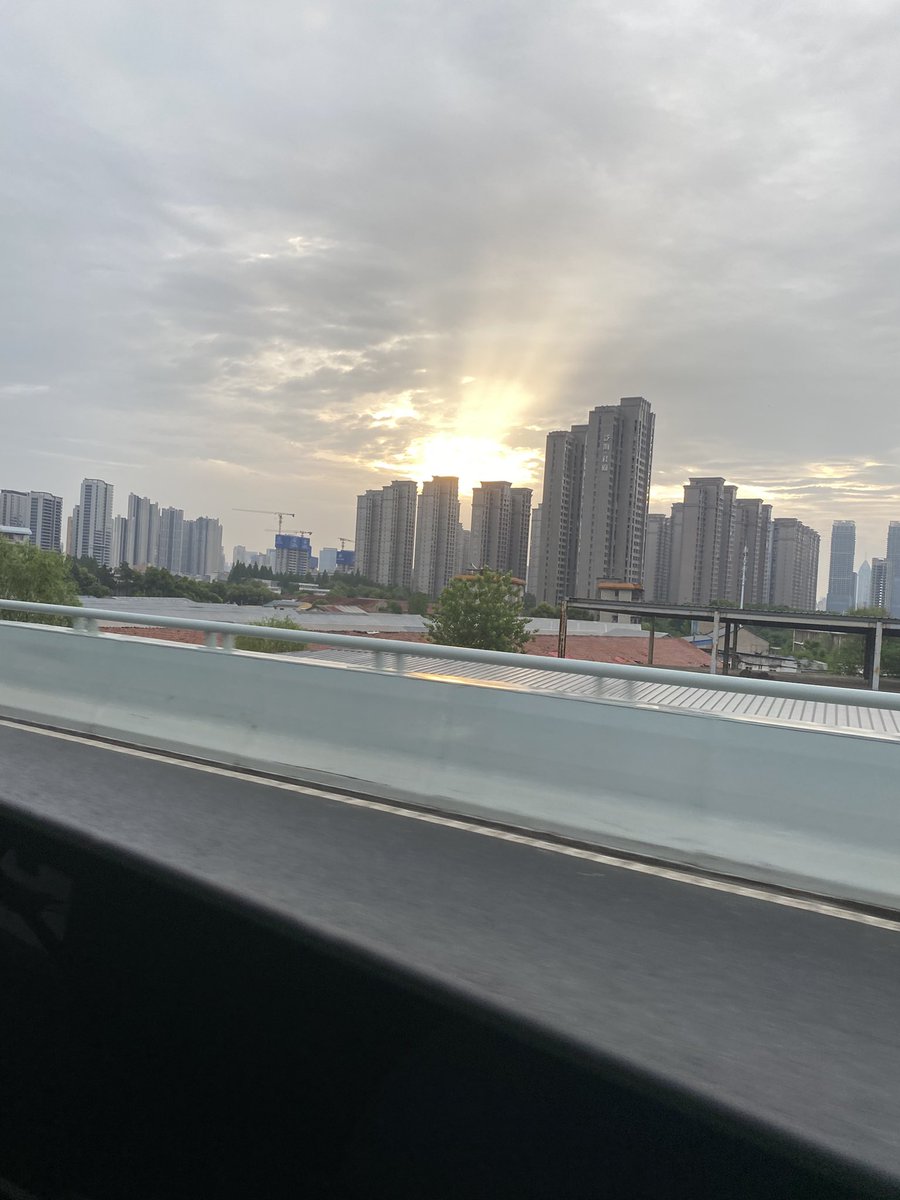 武汉女s 小师妹er tweet media
