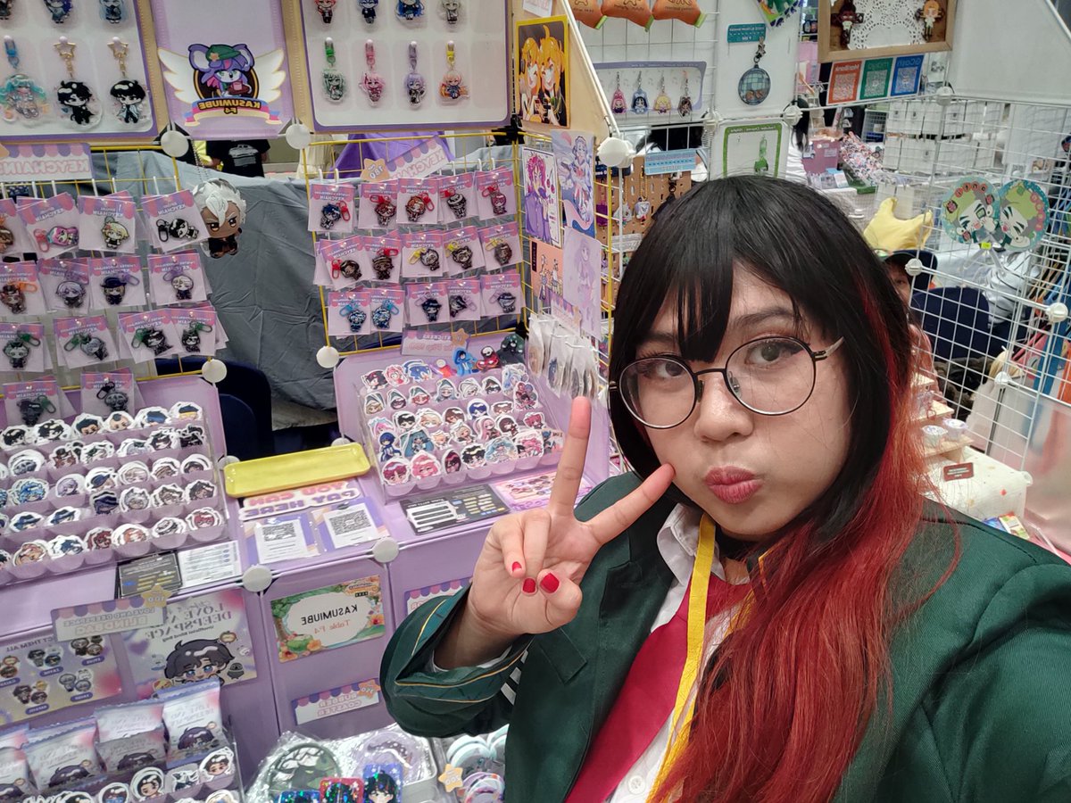 KasUmiUbe 💜🌟 tweet media