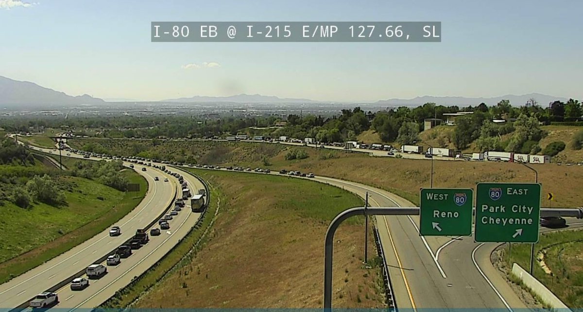 ⚠️Traffic Alert: a debris spill on WB I-80 at 2000 E in