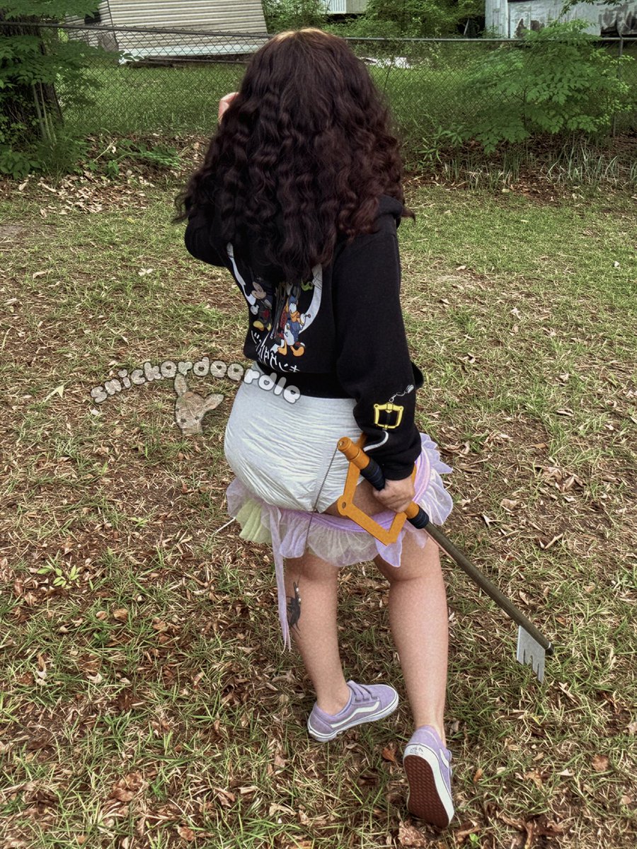 snickerdeerdle's tweet photo. soggiest keyblade wilder of all time 🤭 https://t.co/I99bnSCvCq