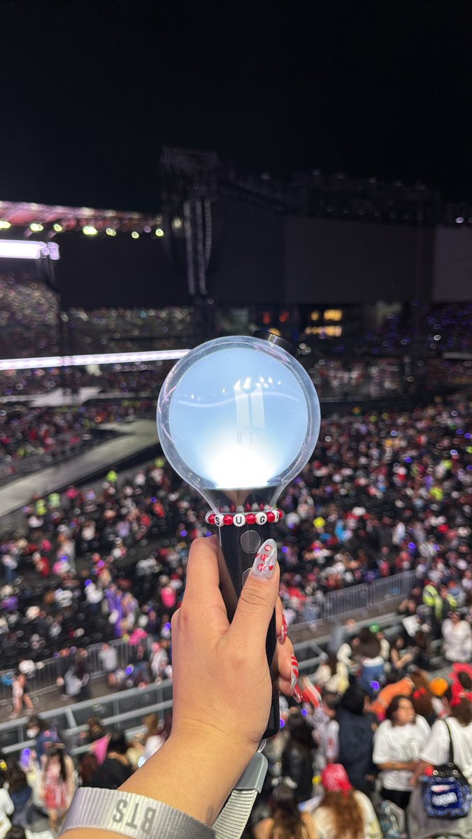 Tɪᴍᴀ.| VERÉ A BTS ⊙⊝⊜ tweet media