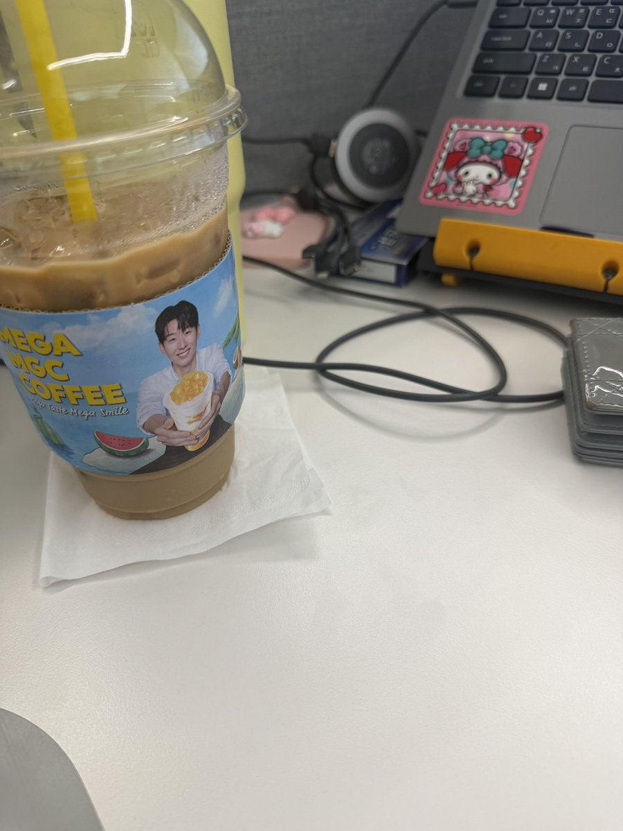 어텀맹 tweet media
